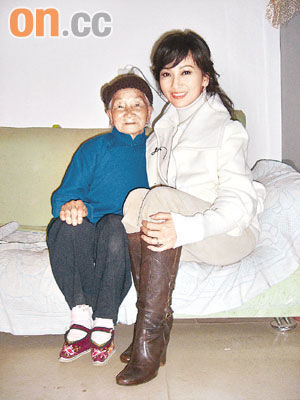 广场舞大爷大妈围殴打篮球男子 因场地问题发生冲突‘华体会体育hth官方网站’(图1) 华体会体育hth官方网站