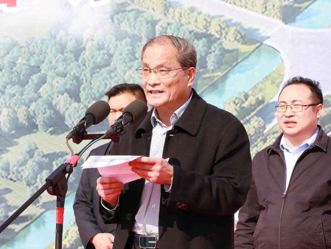 华体会体育hth官方网站|
山东化工职业学院新校区建设奠基暨开工仪式举行(图9)