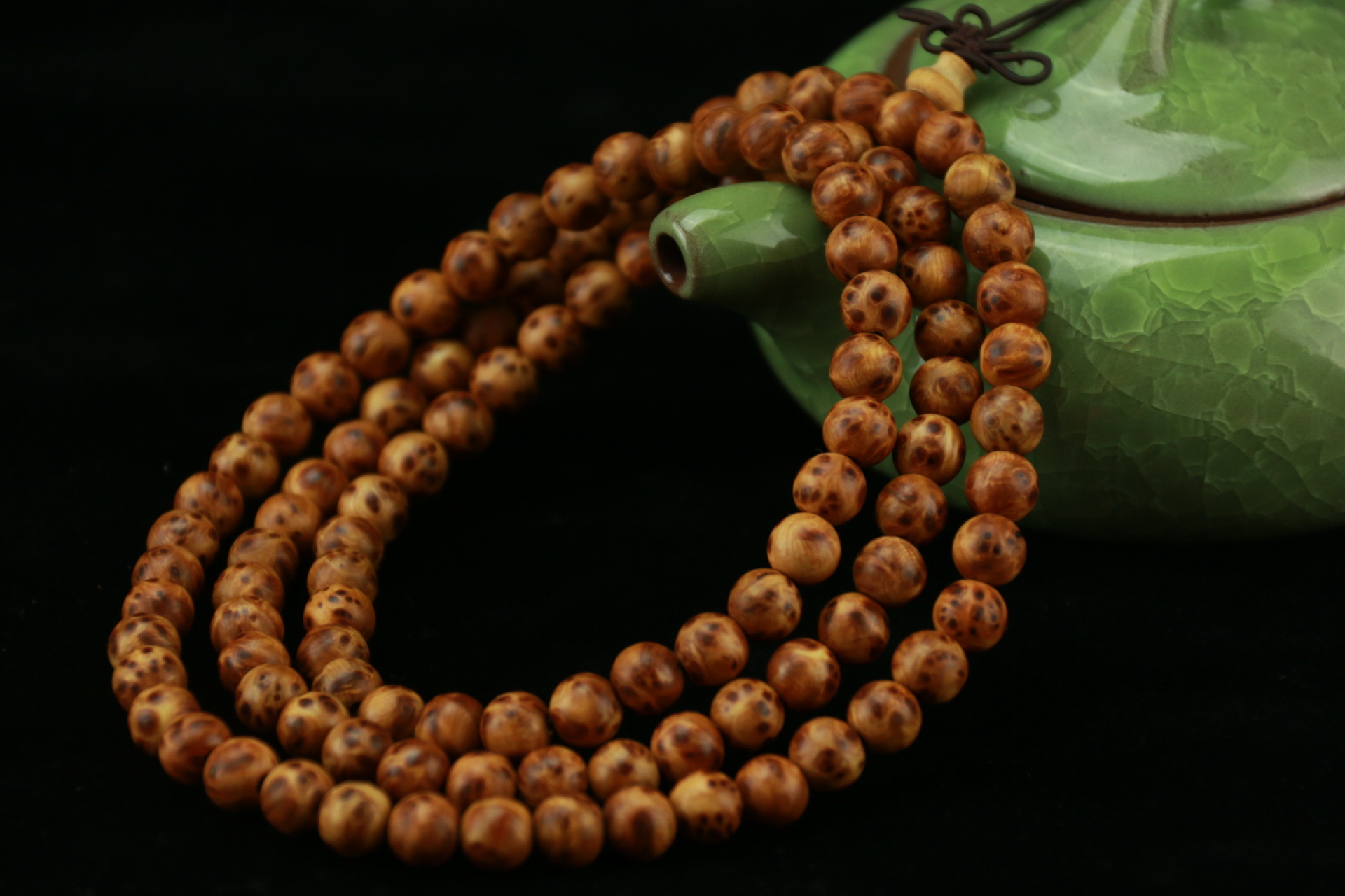 “hth官网入口”节后上班第一天 浇水育